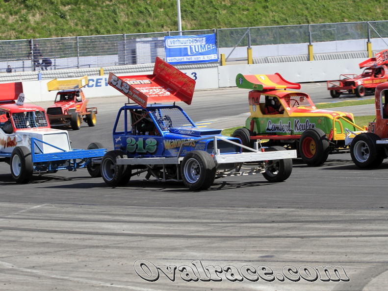 D7 0571